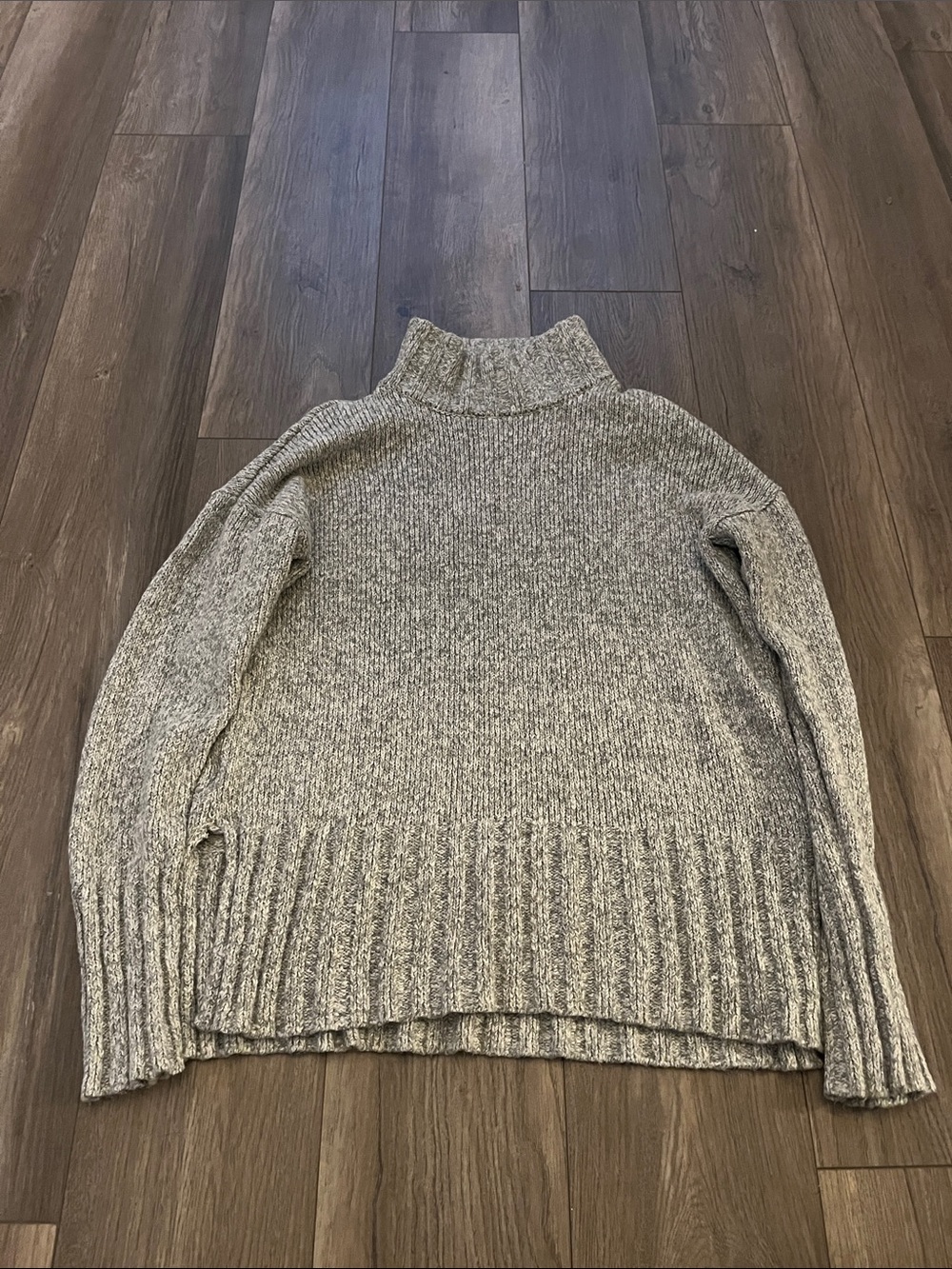 Cozy Women's Gray Turtleneck Sweater